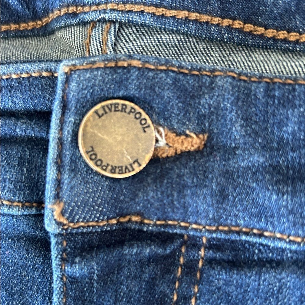 Liverpool The Crop Straight EUC 10 - Picture 11 of 16